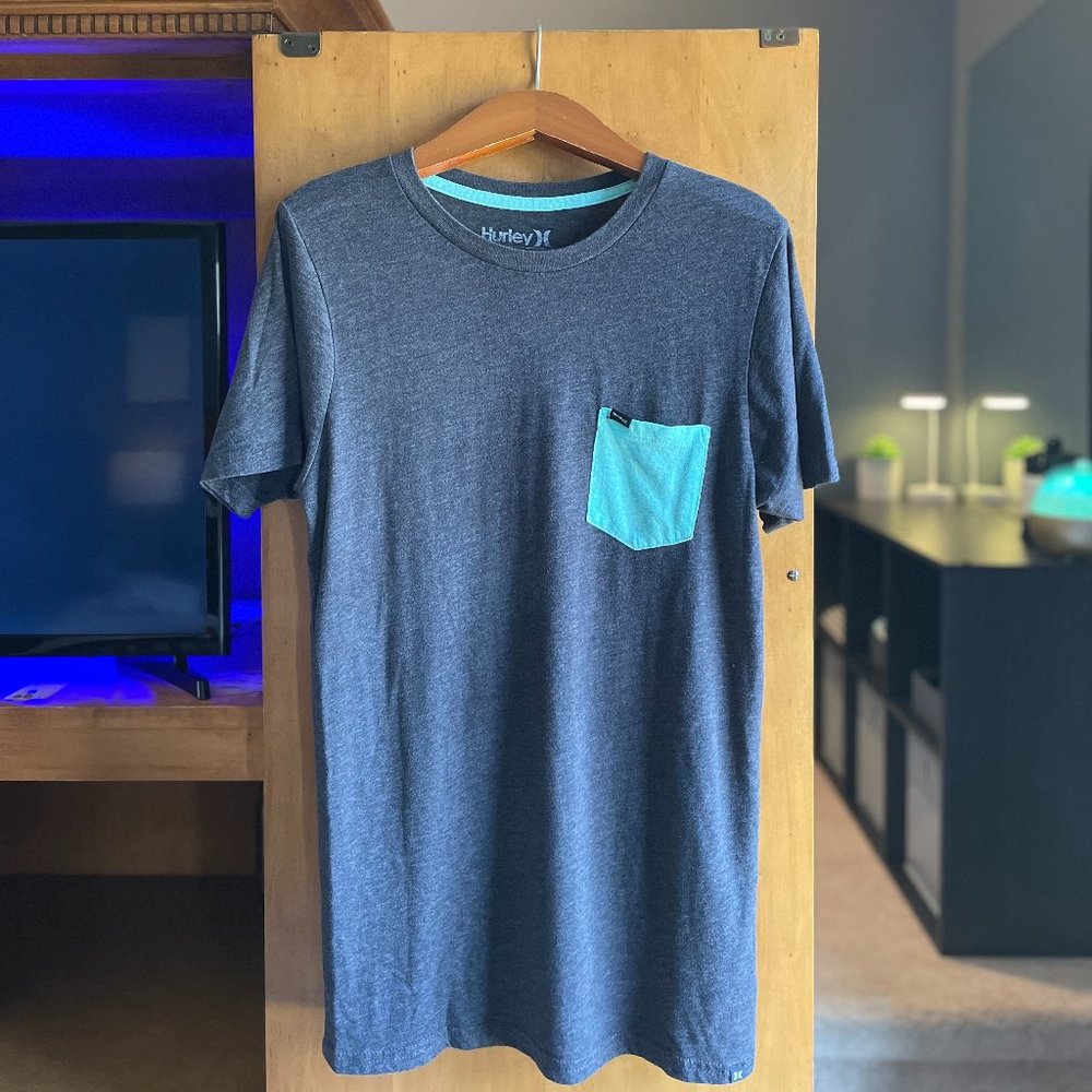 Men's Hurley T-Shirt | Size Small